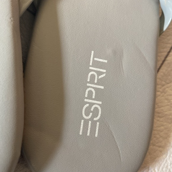 Esprit Flops grey NWT 8.5 - Picture 3 of 3